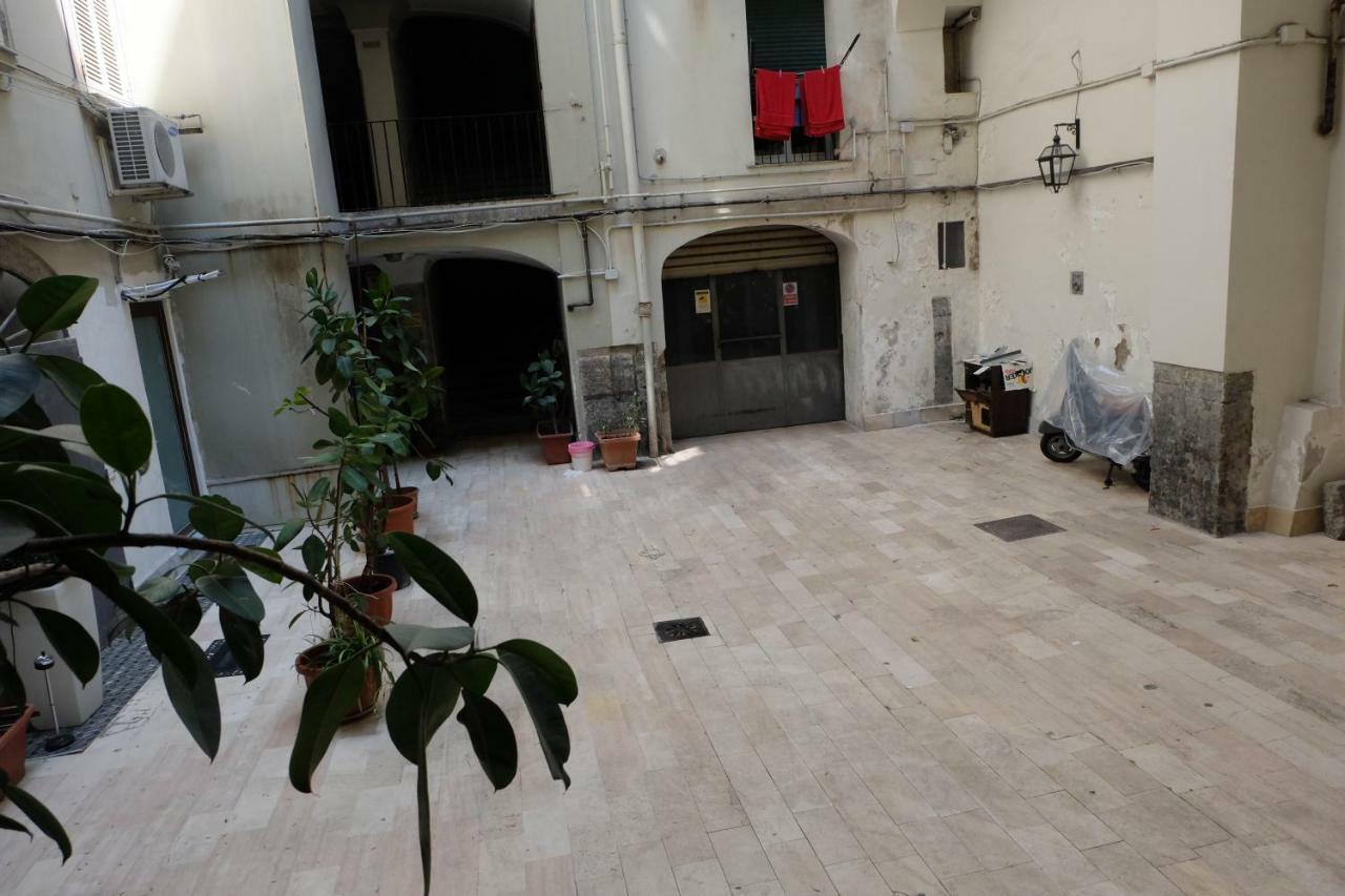 White Room Idromassaggio Su Richiesta Nápoles Exterior foto